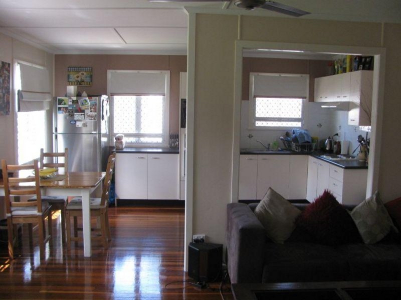 15 Lancaster Street, Strathpine QLD 4500