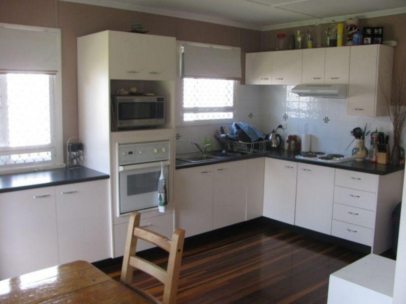 15 Lancaster Street, Strathpine QLD 4500