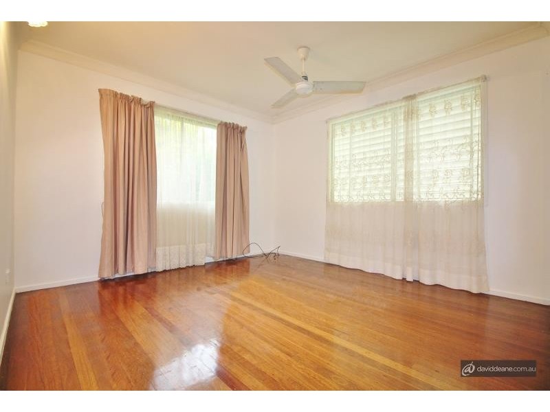 233 Bray Rd, Lawnton QLD 4501