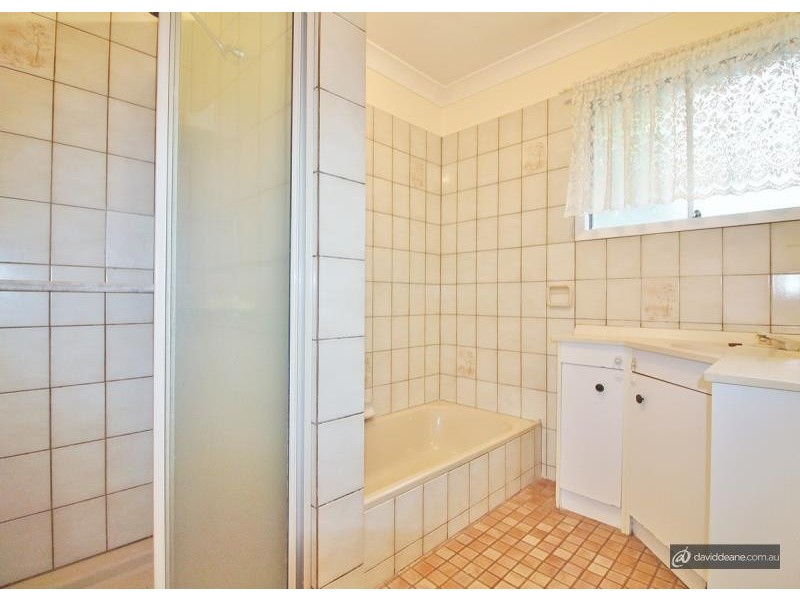 233 Bray Rd, Lawnton QLD 4501