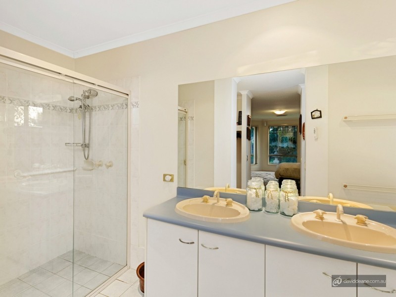 7 Kroning Court, Petrie QLD 4502