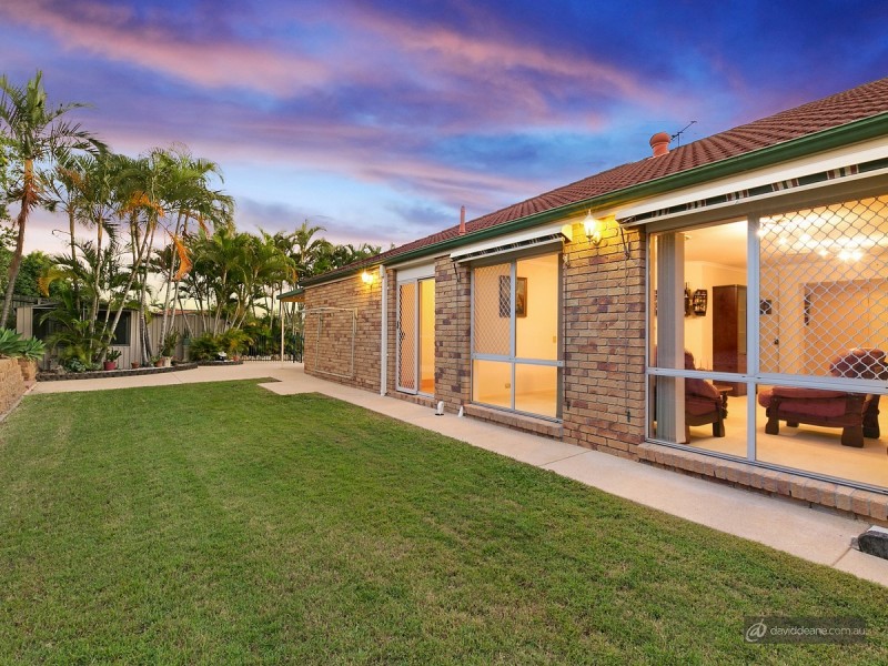 7 Kroning Court, Petrie QLD 4502