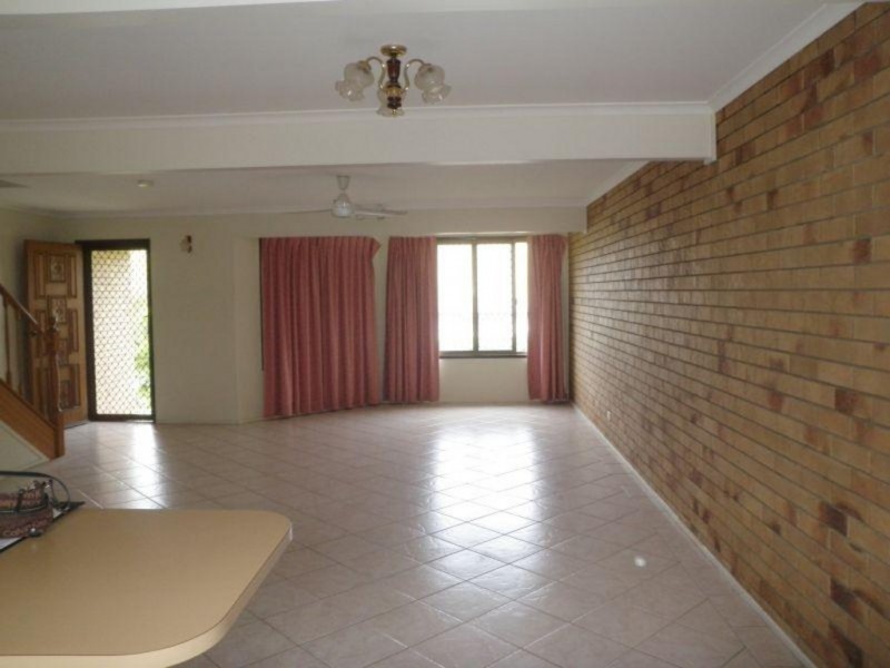 3/1 Armstrong Street, Petrie QLD 4502