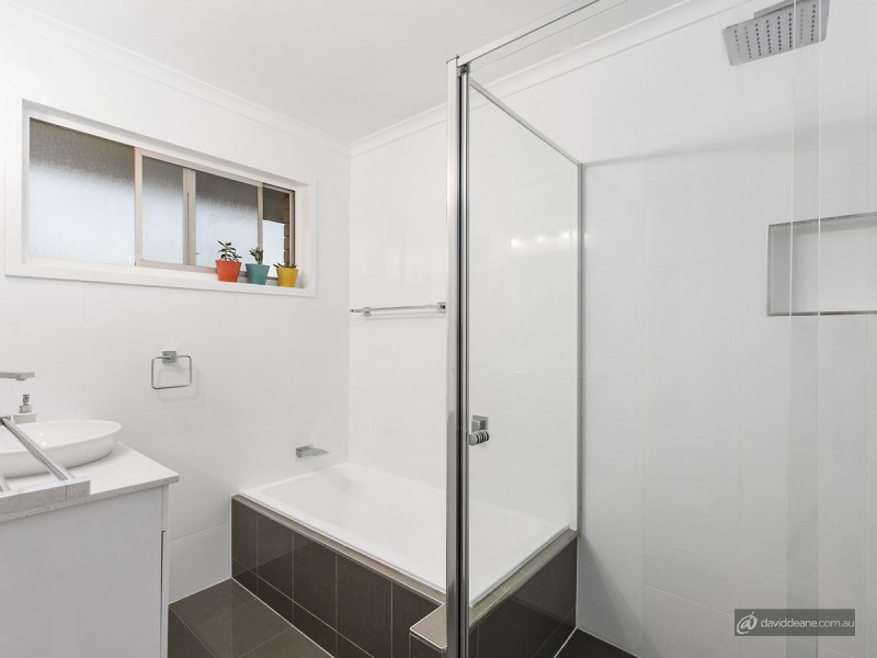 3 Plateau Parade, Bray Park QLD 4500