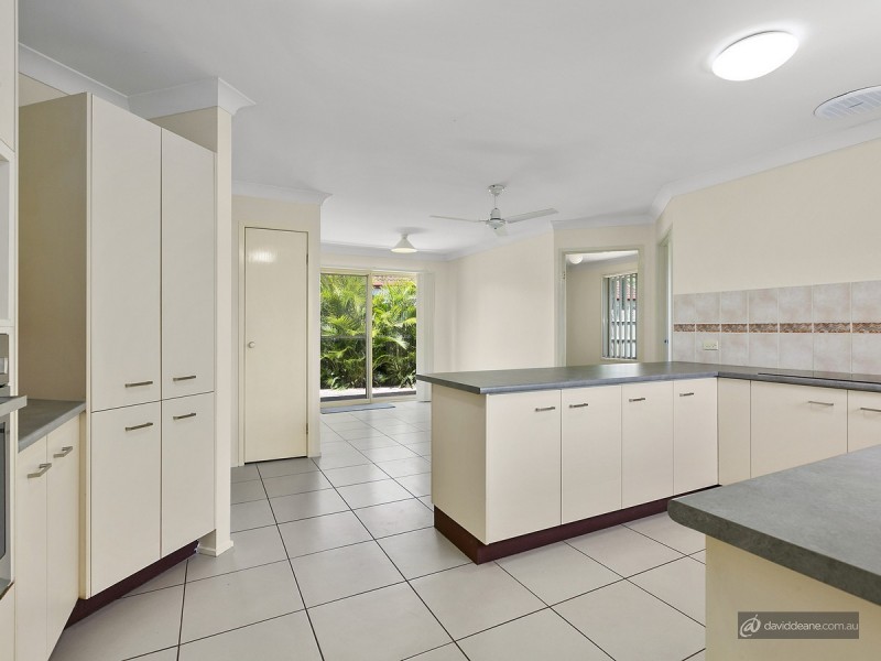 2 Canterbury Street, Bracken Ridge QLD 4017