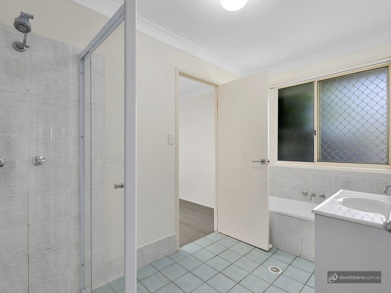 2 Canterbury Street, Bracken Ridge QLD 4017