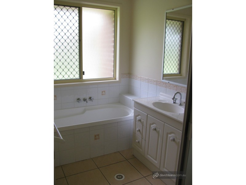 15 Karaman Court, Dakabin QLD 4503