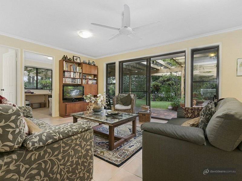 128 Bray Road, Lawnton QLD 4501