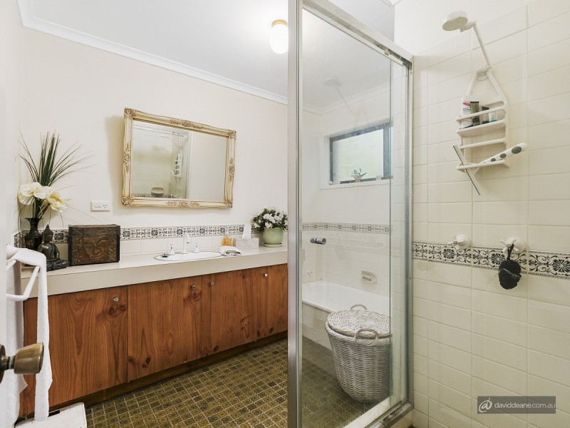 128 Bray Road, Lawnton QLD 4501