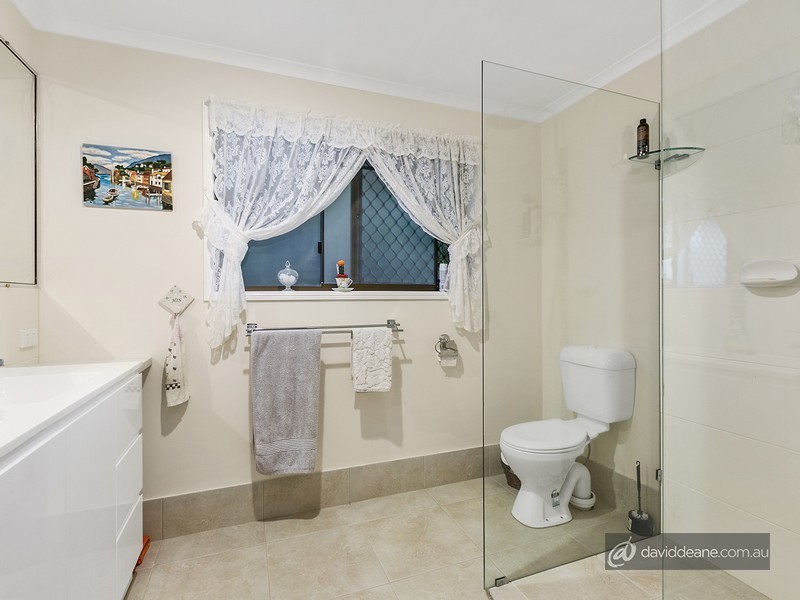 6 Kubiak Drive, Murrumba Downs QLD 4503