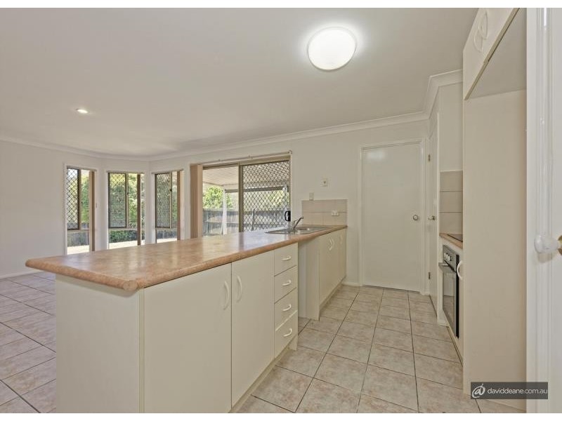 7 Elizabeth Place, Brighton QLD 4017