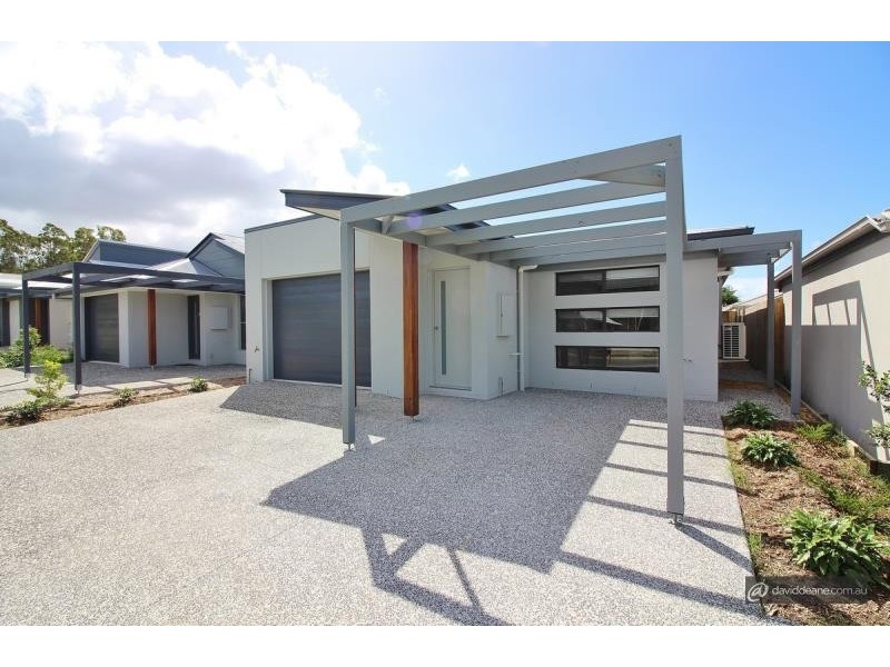 2/76 Jones Street, Rothwell QLD 4022