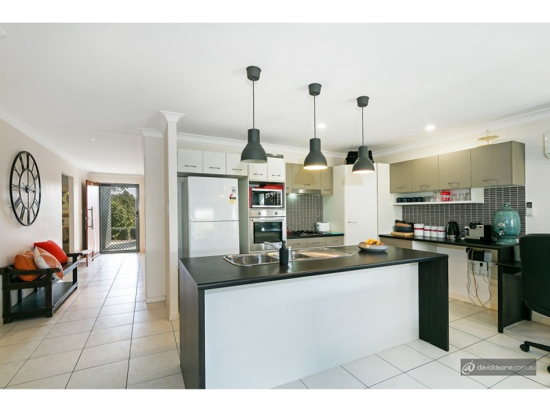 24 Ulysses Street, Kallangur QLD 4503