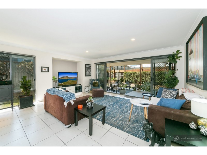 24 Ulysses Street, Kallangur QLD 4503