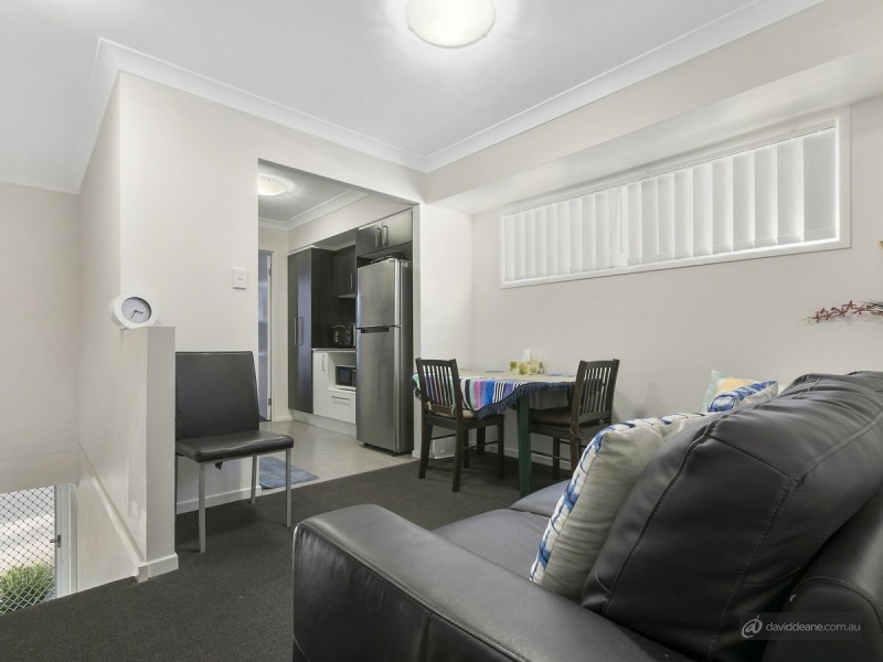 1 and 2/6 Bow Street, Bray Park QLD 4500