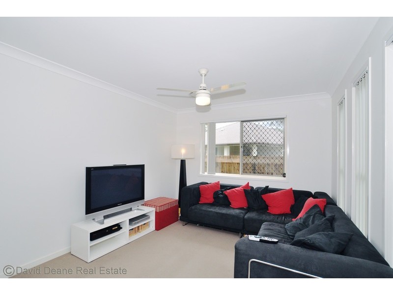 17 Adam Court, Kallangur QLD 4503