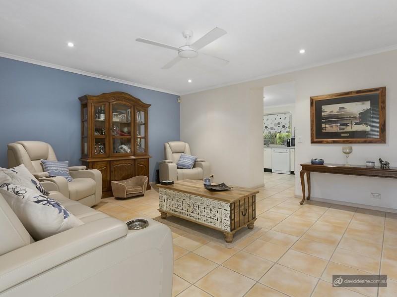 106 Rue Montaigne, Petrie QLD 4502