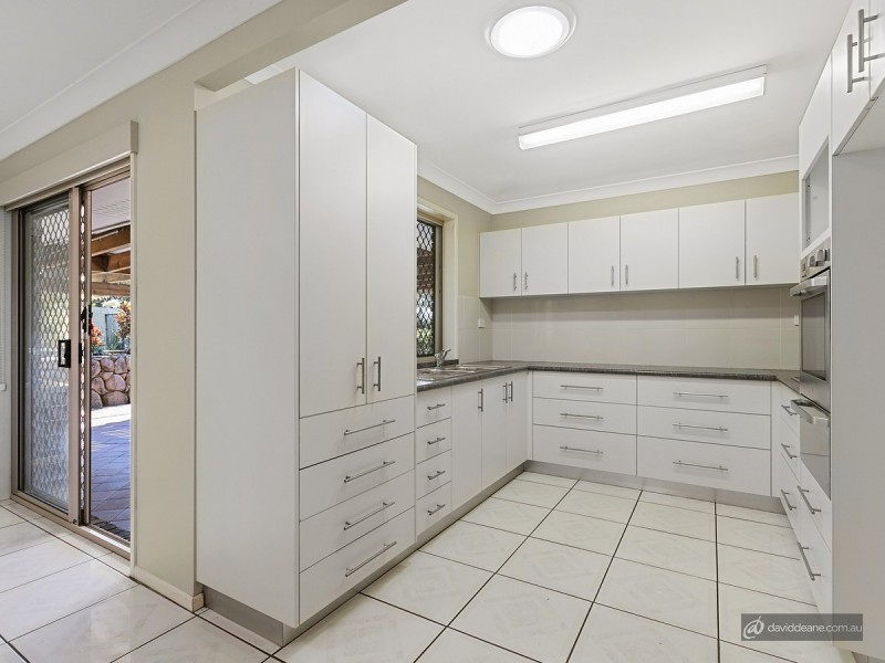 12 Verdon Court, Petrie QLD 4502