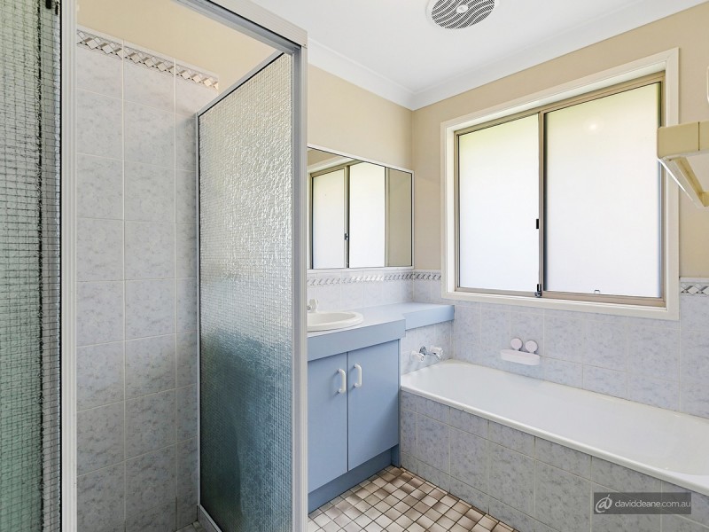 12 Verdon Court, Petrie QLD 4502