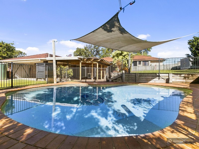 12 Verdon Court, Petrie QLD 4502