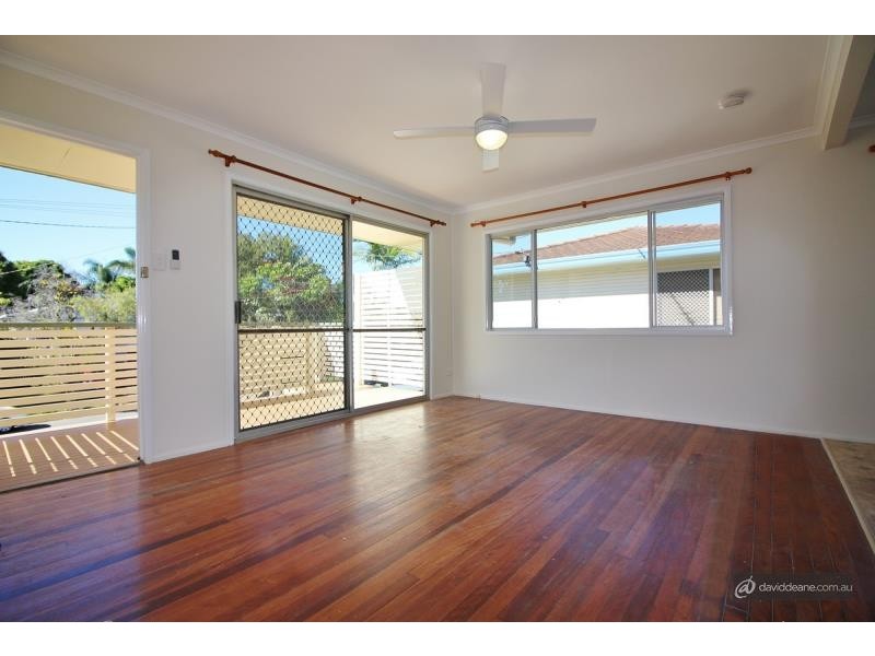 4 Mansfield Street, Strathpine QLD 4500
