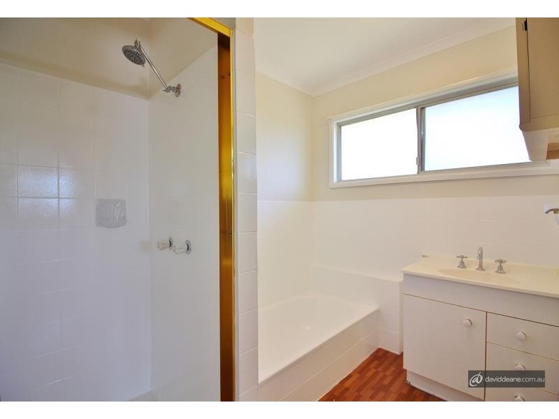 4 Mansfield Street, Strathpine QLD 4500