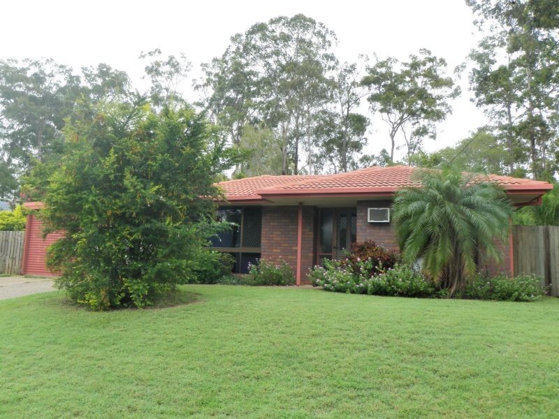 27 Eucumbene Street, Petrie QLD 4502