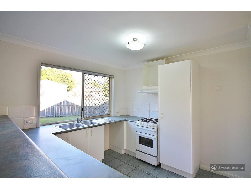 5 Bilinga Place, Kallangur QLD 4503