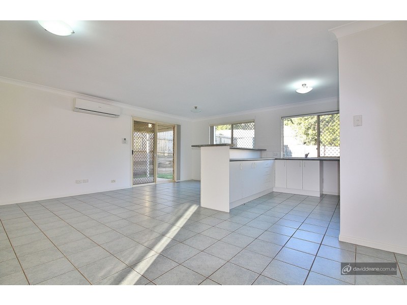 5 Bilinga Place, Kallangur QLD 4503