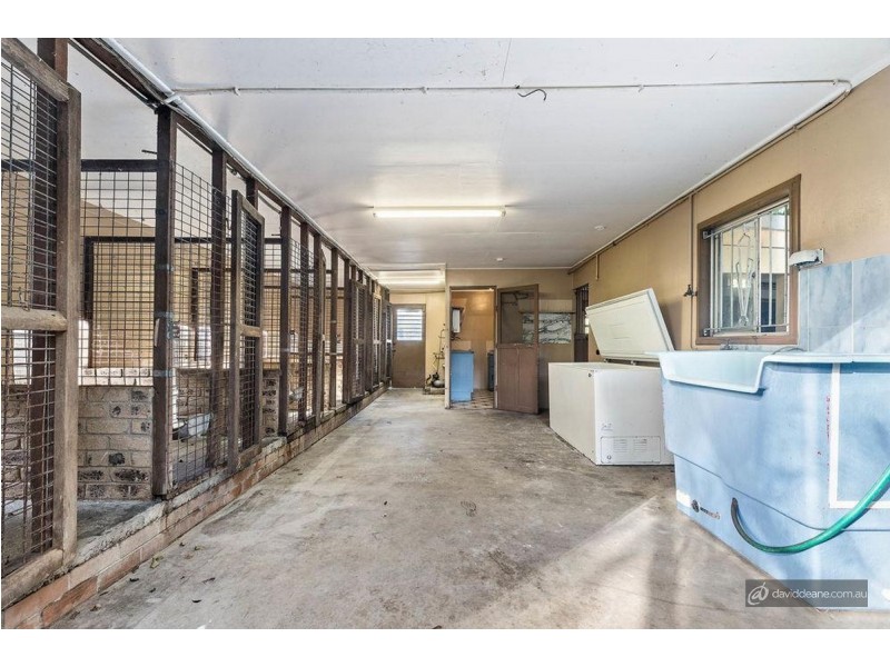 15 Whiteside Road, Whiteside QLD 4503