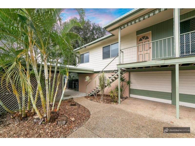 33 Lavercombe Drive, Kallangur QLD 4503