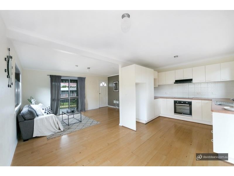 33 Lavercombe Drive, Kallangur QLD 4503