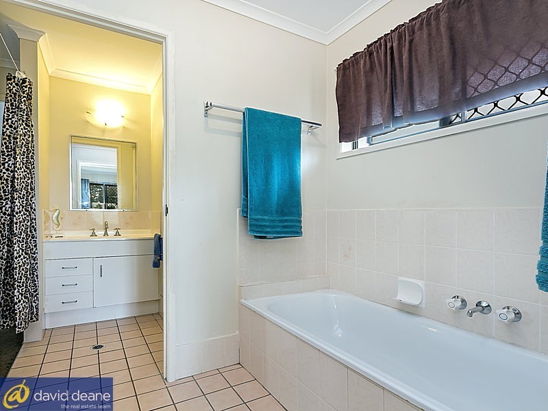 19 Sunderland Dr, Bray Park QLD 4500