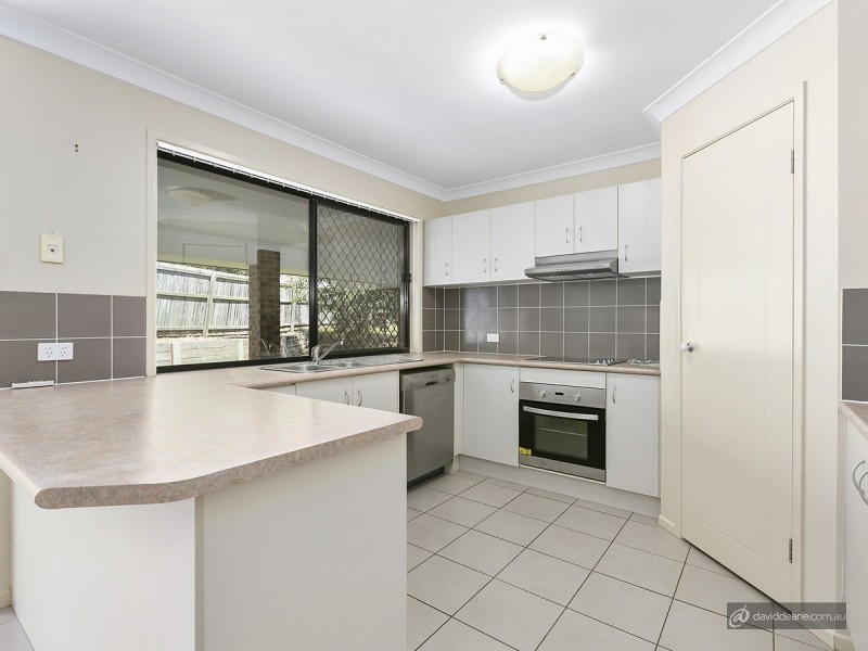 14 Tenzing Court, Warner QLD 4500