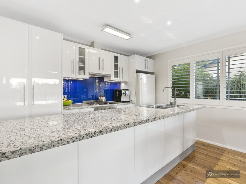 18 Leis Road, Kallangur QLD 4503