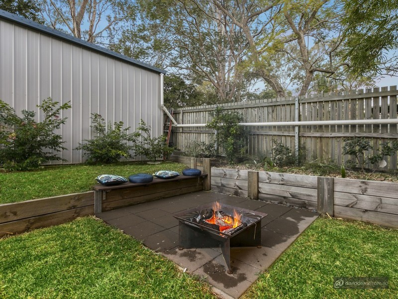 18 Leis Road, Kallangur QLD 4503