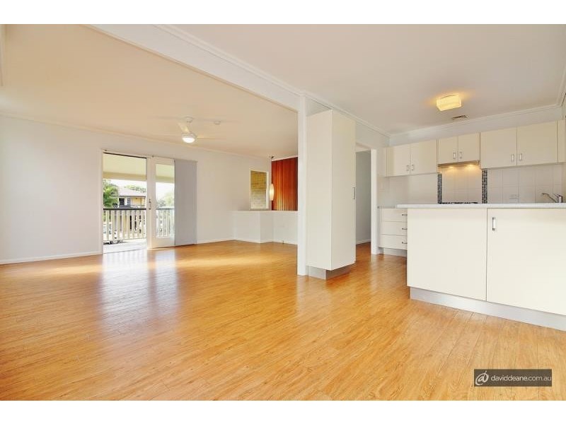 6 Joanna Street, Clontarf QLD 4019