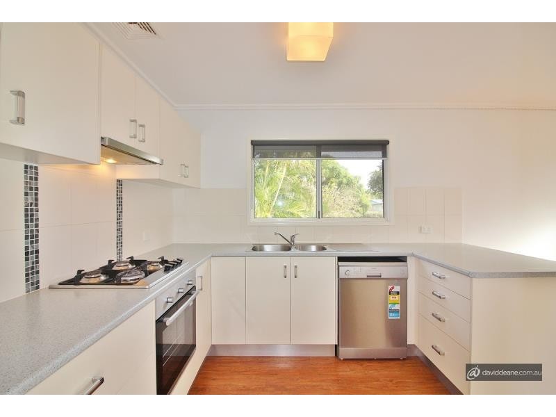 6 Joanna Street, Clontarf QLD 4019