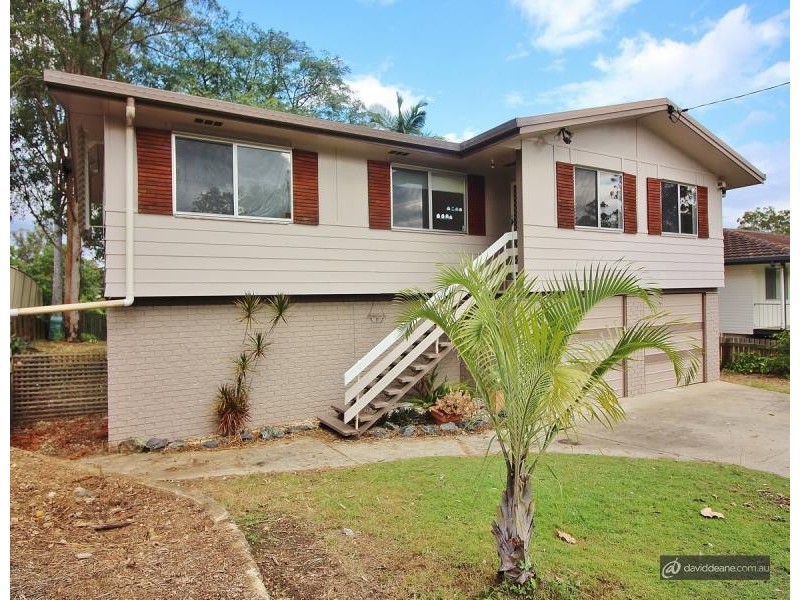 8 Arunga Street, Petrie QLD 4502