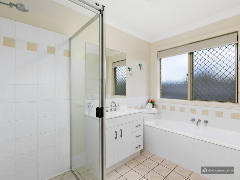 15 Willandra Parade, North Lakes QLD 4509