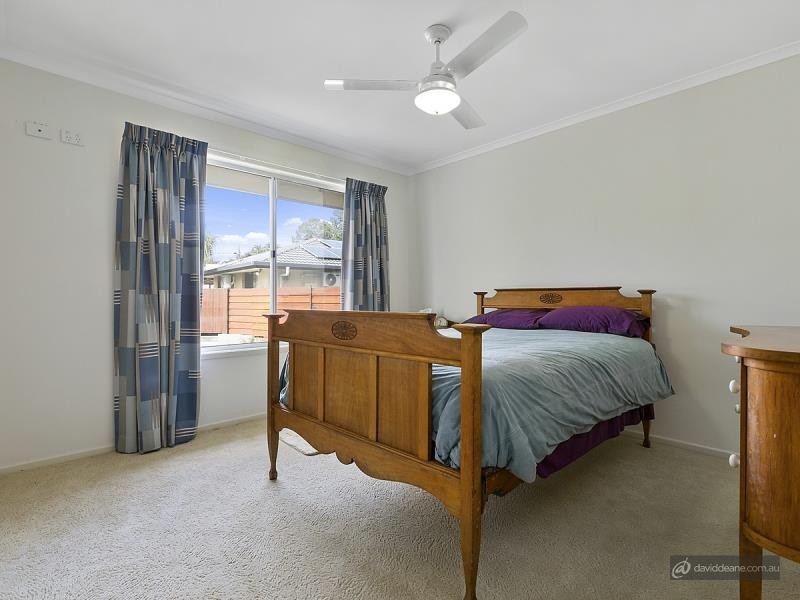 6 Cambral Court, Petrie QLD 4502