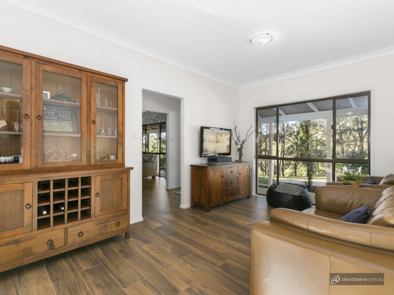 26 Whiteside Road, Whiteside QLD 4503