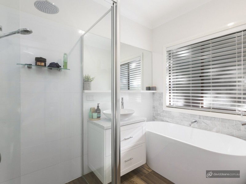 26 Whiteside Road, Whiteside QLD 4503
