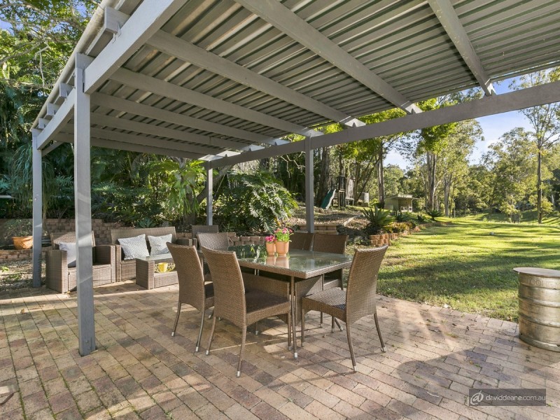 26 Whiteside Road, Whiteside QLD 4503