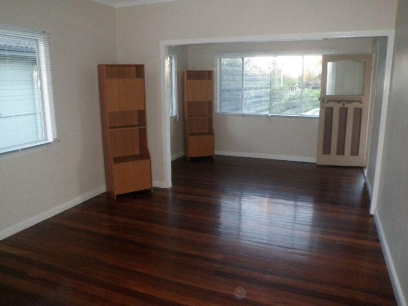 32 Church Road, Zillmere QLD 4034