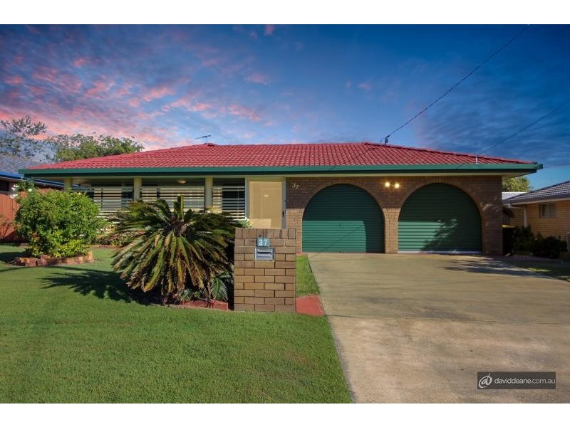 37 Pinewood Street, Redcliffe QLD 4020