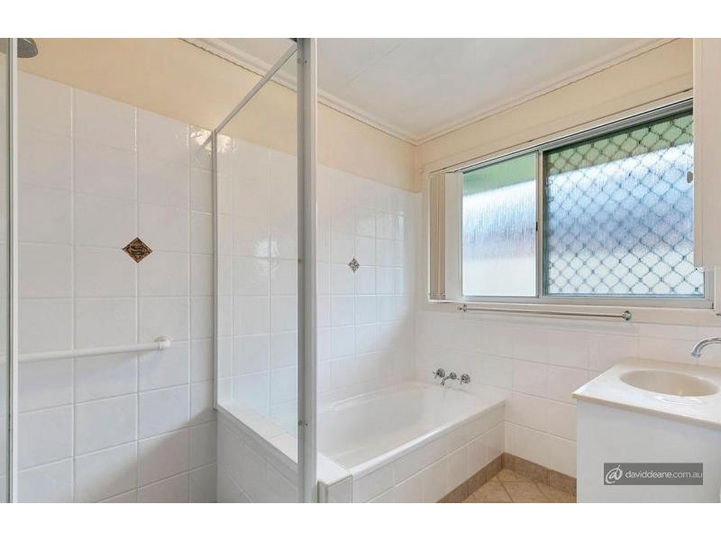 37 Pinewood Street, Redcliffe QLD 4020