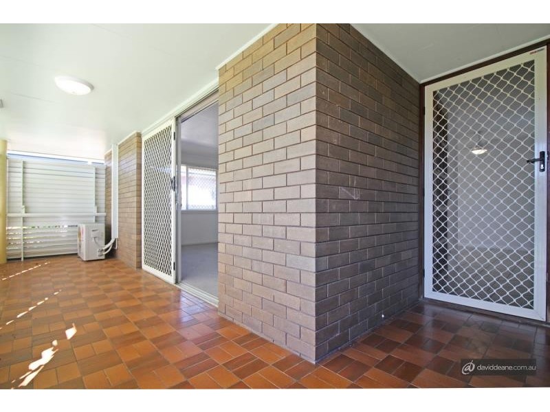 37 Pinewood Street, Redcliffe QLD 4020