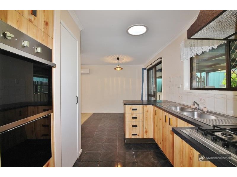 33 Banksia Street, Strathpine QLD 4500