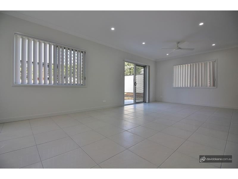 1/3 Joseph Street, Margate QLD 4019